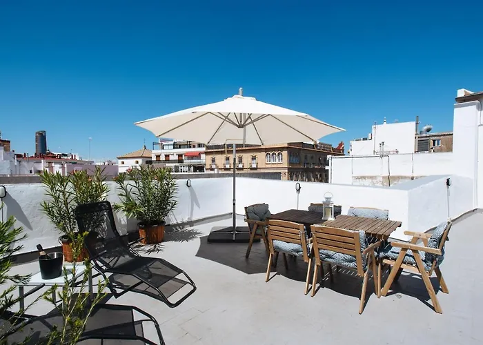 Penthouse Studio And Rooftop Garden