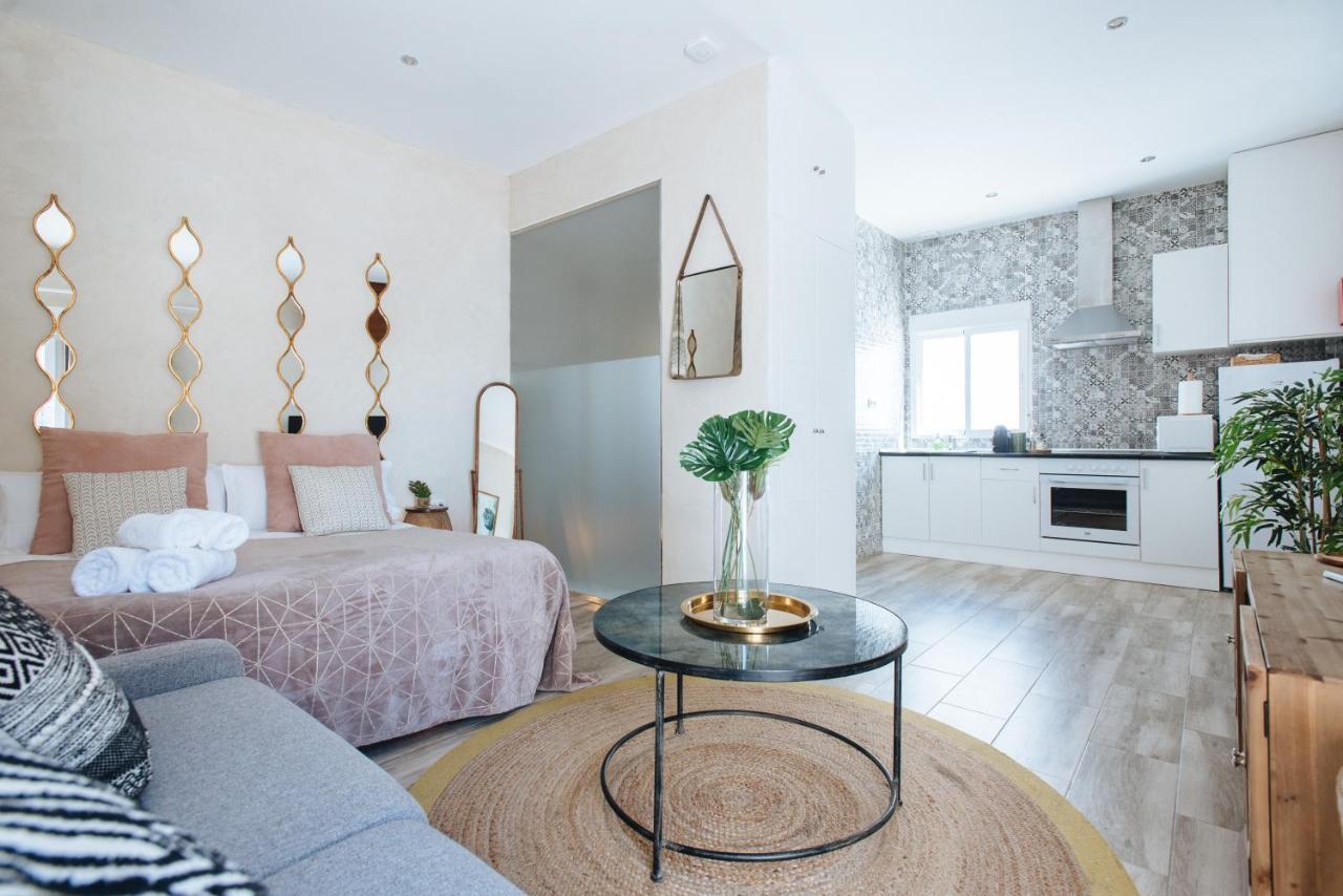 Penthouse Studio And Rooftop Garden